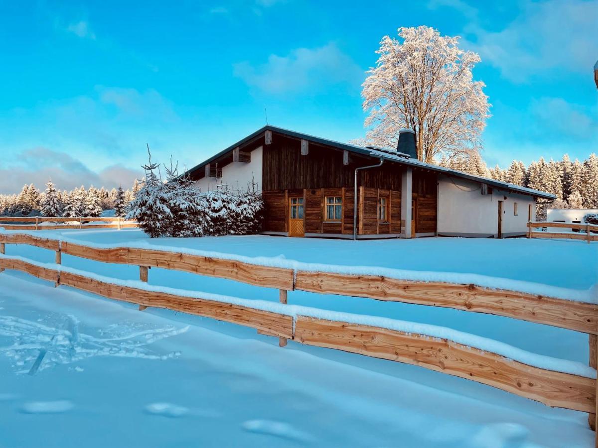 Hotel Tannenhaus Schöneck Eksteriør bilde