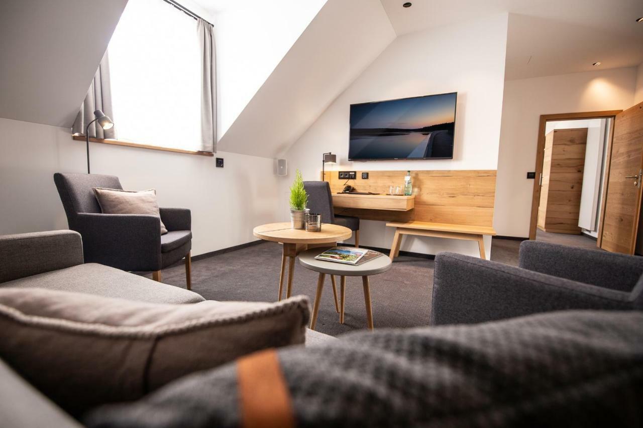 Hotel Tannenhaus Schöneck Eksteriør bilde