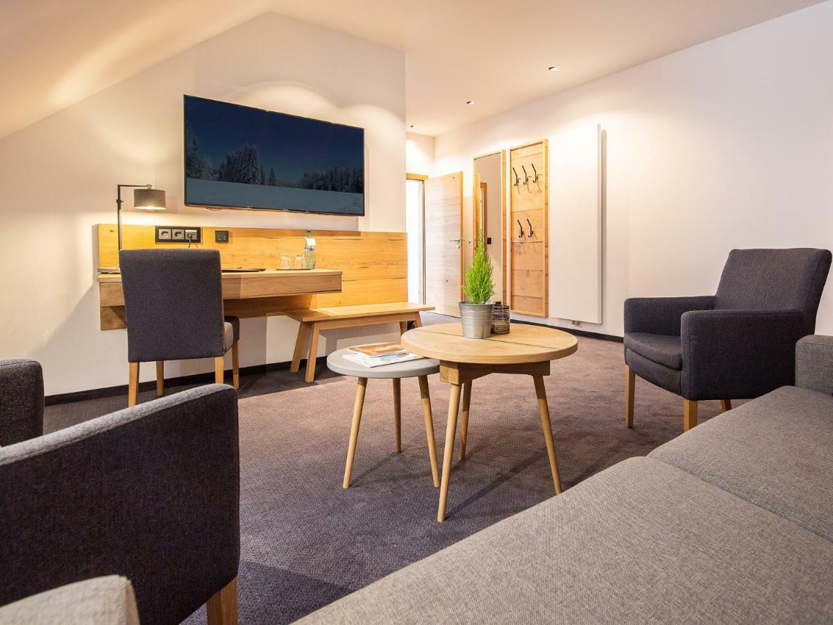 Hotel Tannenhaus Schöneck Eksteriør bilde