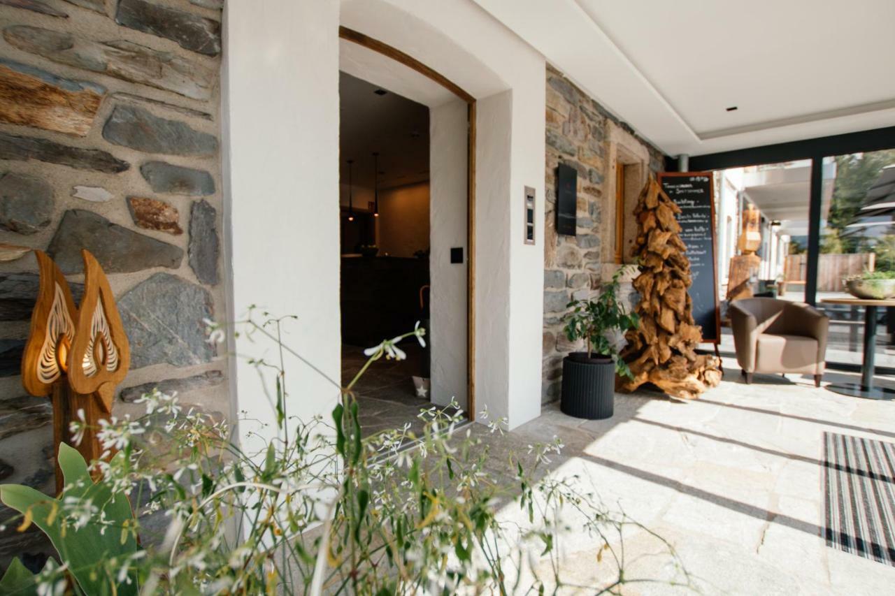 Hotel Tannenhaus Schöneck Eksteriør bilde