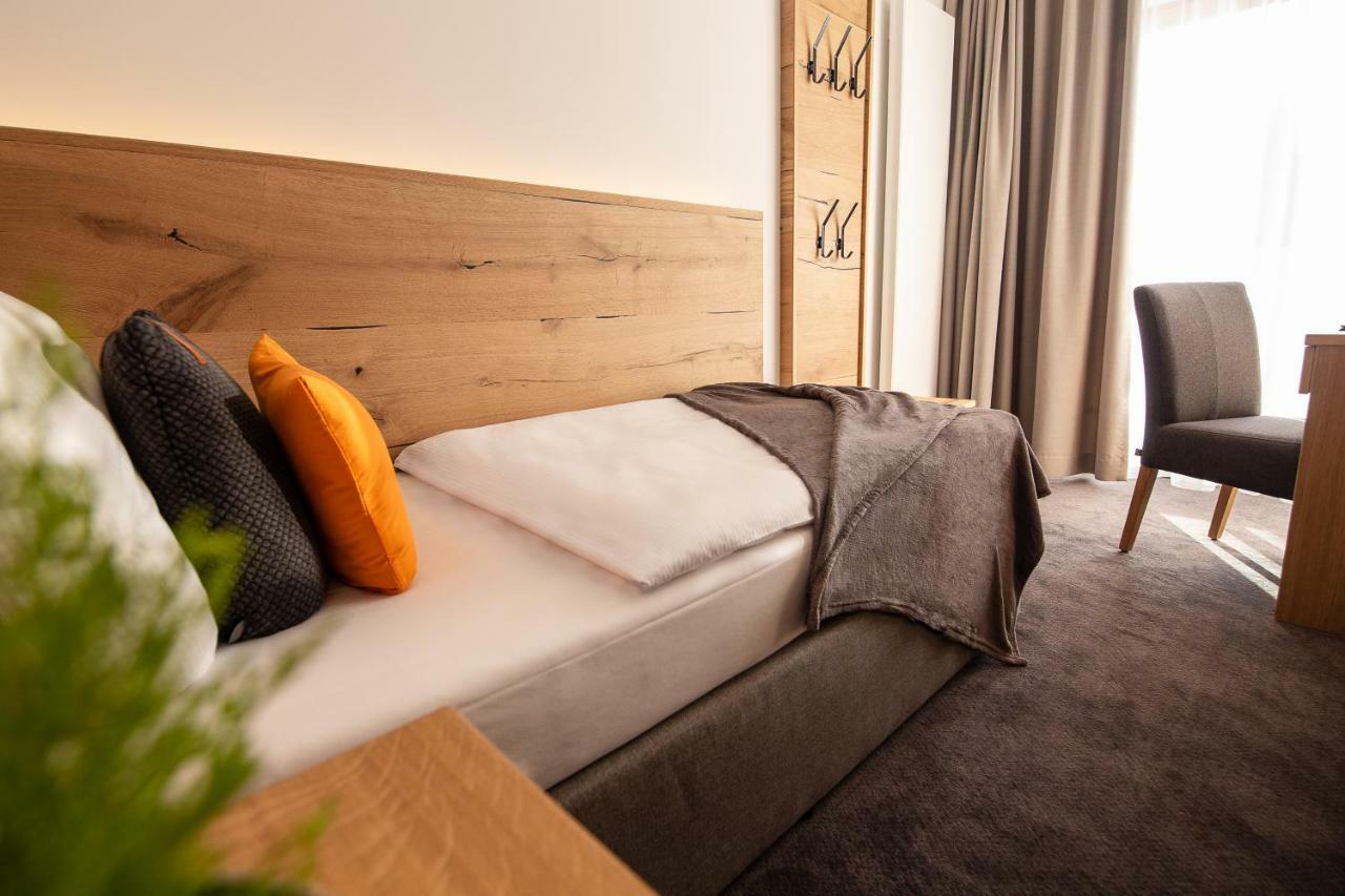 Hotel Tannenhaus Schöneck Eksteriør bilde