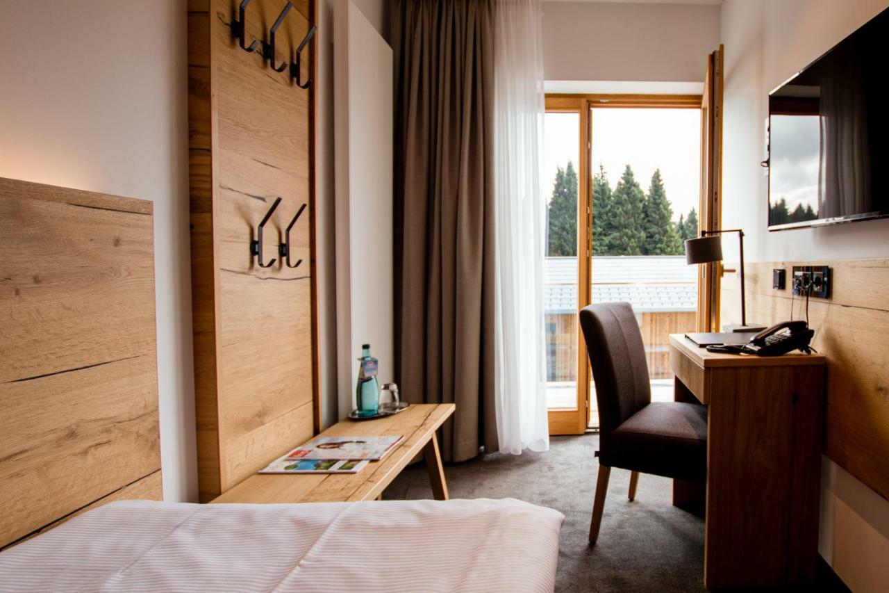 Hotel Tannenhaus Schöneck Eksteriør bilde
